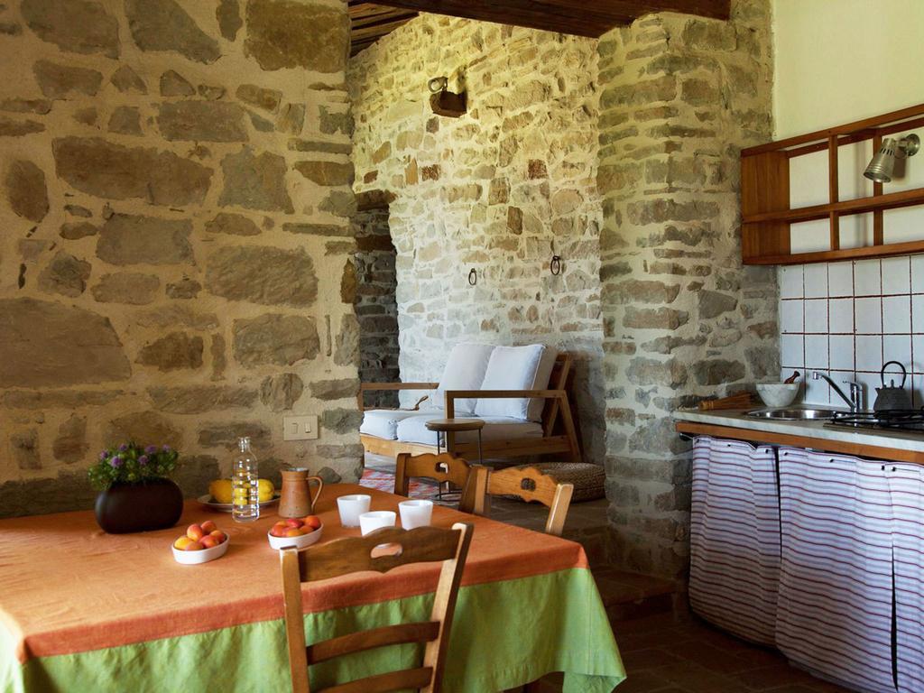 Villa Il Tamantino Gubbio Habitación foto