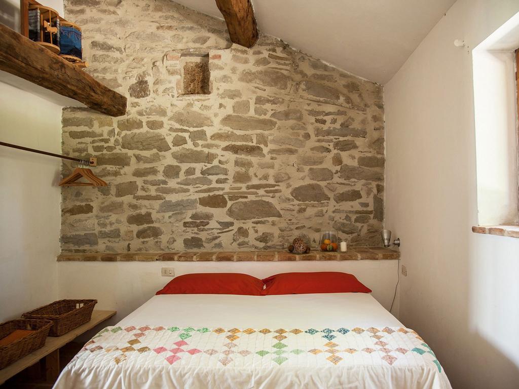 Villa Il Tamantino Gubbio Habitación foto
