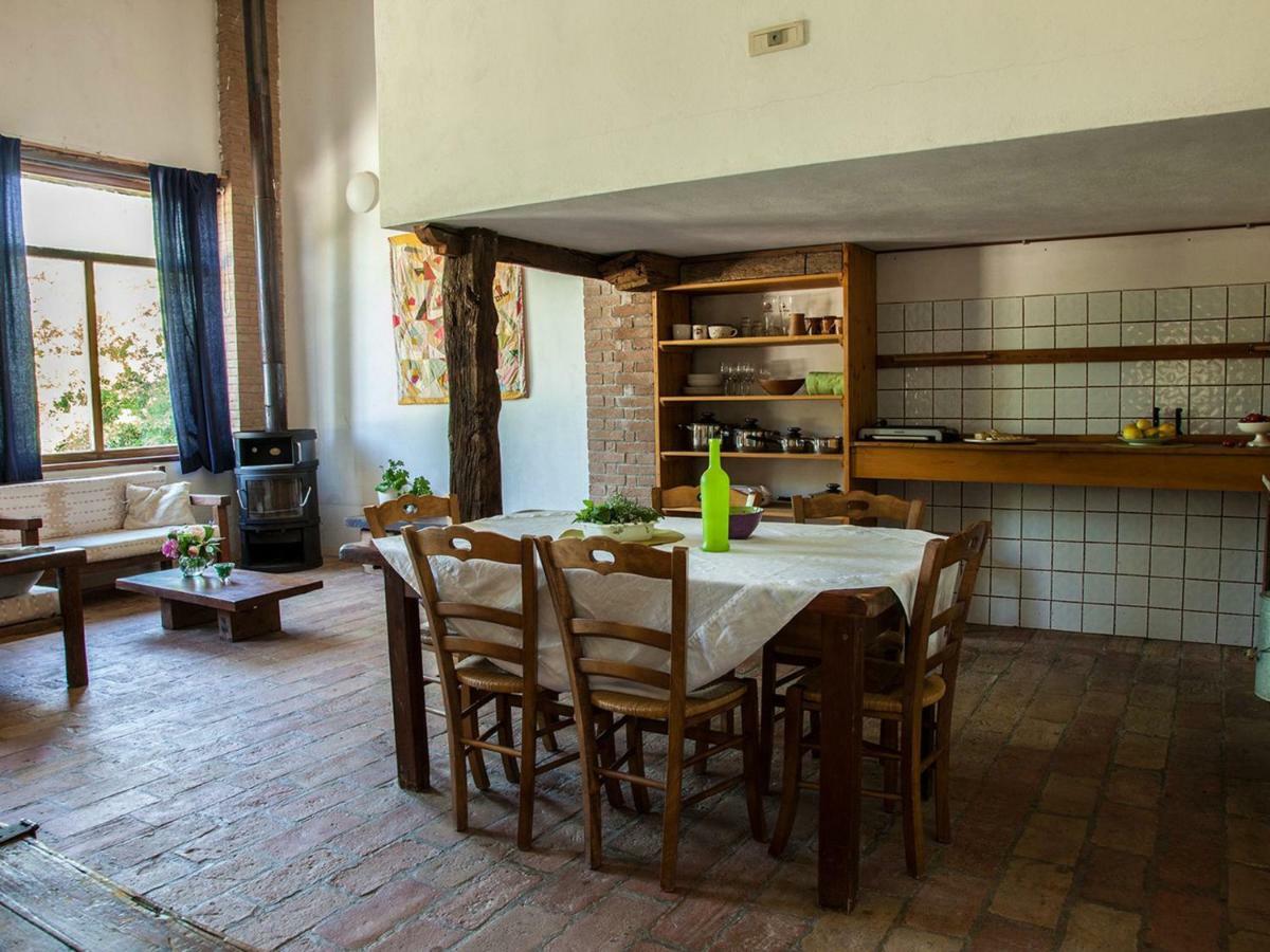 Villa Il Tamantino Gubbio Habitación foto
